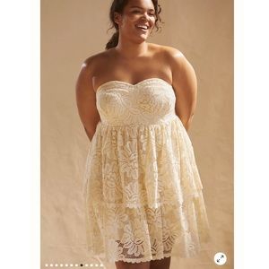 ANTHROPOLOGIE Maeve Strapless Cream Lace and Crochet Tiered Mini Dress